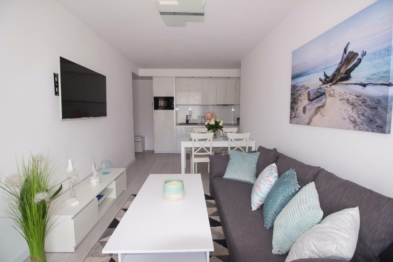 Apartament Baltic Korona Appartement Darlowko Buitenkant foto